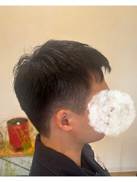 クセ毛を活かしたメンズヘア