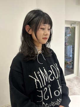 ミディアムレイヤー×前髪ぱっつん☆