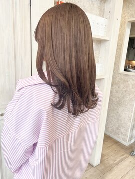 キャアリー(Caary) 福山市Caary人気オレンジブラウン艶髪大人可愛いレイヤーカット