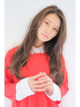 ガリカ 渋谷(Gallica) アースカラー小顔似合わせカットゆるふわセンターパート