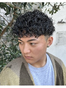 サロン ド ロイ(Salon de Roi) くるくるパーマカーリーパーマスパイラルパーマ六甲三宮メンズ