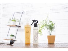 スパ後に更に水分補給をし、頭皮の毛穴の引き締め、髪に潤いを閉じ込めます。