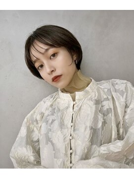 ググシーカ(GuGu SiiKA) シンプルモテショート