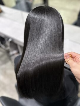 キュア 表参道(CURE) 黒髪/グレージュカラー/ココアベージュ/ヘルシーロング/表参道