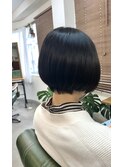 前下がり艶ショートボブ