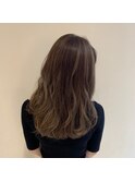 ニュアンスカラーレイヤーロングヘルシースタイル