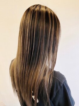 グランデュール 東静岡池田店(GRANDEUR) ミルクティーベージュダブルカラーインナーカラーケアブリーチ