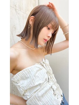 ロイド(Lloyd) 【Lloyd 大宮】切りっぱなしボブ×ミルクティーベージュ