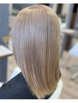 ジャップ(Jap) 少しくすんだミルクティーベージュ(ブリーチあり)