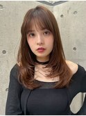 顔周りレイヤーカットグレージュカラーくびれボブベージュカラー