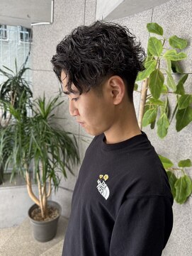 グリードヘア(GREED HAIR) センターパート×スパイラル