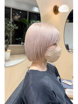 スタン 渋谷(Stam) ミルクティーベージュカラータッセルボブ切りっぱなしボブ渋谷