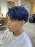 ハイトーンフェザーショートネイビーカラーブリーチカラー