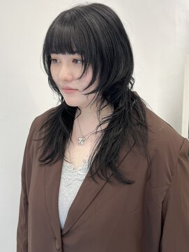 ココ 原宿(KOKO) 黒髪小顔クラゲヘアーオリーブグレーココアベージュレイヤー