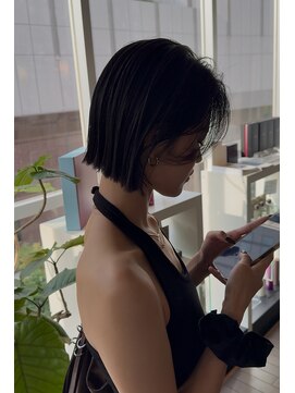 ケアウメダ(CARE UMEDA) 酸性ストレートで作る海外風ボブヘア