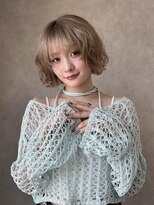 シエ バイ ケンジ 湘南台(sie by KENJE)&nbsp;透明感ミルクティーベージュ×ミニボブ