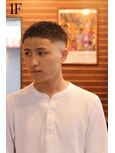 短髪フェード
