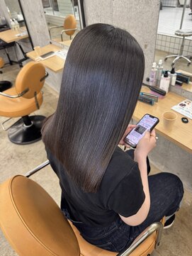 マジコ 表参道(Magico) Ribbon Straight×艶感美容液care【表参道/髪質改善】