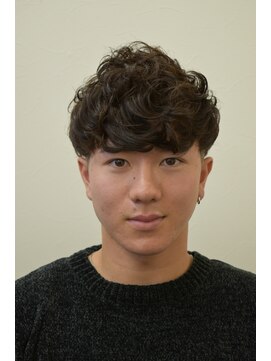 カズミ(KAZMI) スペインカールパーマ