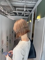 ムーム(Momb)&nbsp;ほんのりピンクがかった柔らかいベージュカラー
