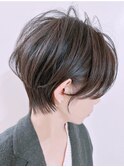 ハンサムショート＆耳掛けくびれヘア