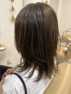 トイロ(TOIRO) 【30、40代に人気】大人女性に似合う秋冬向けベージュ