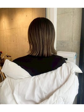 ロッカヘアエジェ(ROCCA hair eje.) 暗めカラーモードストレートボブ