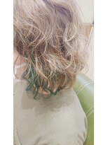ヘアー アンド リラックス レーヴ 臼井店(Hair&Relax reve) インナーカラーグリーン