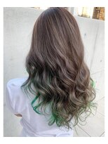 エミュスト(Emuest) 【松葉】グレージュ/インナーカラー/グリーン/ハイライトカラー