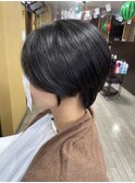 ショートボブ