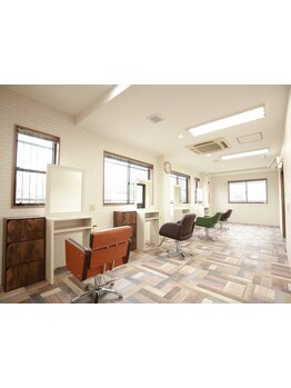 大人女性の魅力を最大限に引き出すスタイルをご提案！大人女性ならではの髪のお悩みも気軽にご相談下さい♪