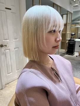 ロンド シャルム 吉祥寺(Lond charme) ハイトーンベージュ切りっぱなしレイヤーボブ