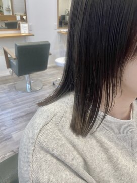 エピックコースト(epic coast) 【ボブ】【ミディアム】切りっぱなしロブスタイル