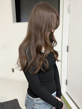 リヴ ウメダ(LIV umeda) ミルクティーブラウン/レイヤーカット/1ブリーチ