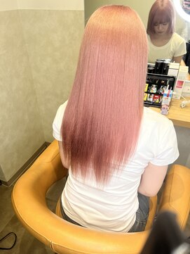 ルシティ(Le City) pink beige 【ダブルカラー/ブリーチ/髪質改善】