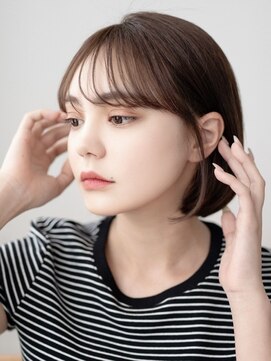 エミュー 大船店(emue) 大船駅ショートヘア顔周りレイヤーボブオリーブベージュカラー◆