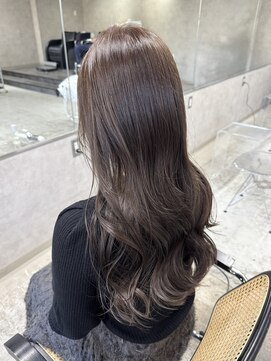 くびれヘア/ミディアムヘア/ダブルカラー／艶カラー／新潟