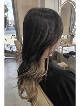 イリエヘア 川口(irier hair) ホワイトグレーインナーカラー【薬師神】