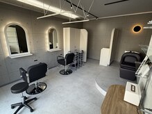 ウニュ(unu.)の雰囲気（floor）