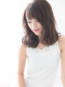 ベレーチェ(Velace)の写真/【23時まで営業♪】ハイクオリティな技術を身近に。経験豊富なStylistが創る、柔らかな旬のウェーブ◎
