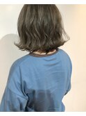アッシュベージュカラー×ふんわり外ハネボブ