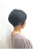 前下がり/小顔/耳かけ/ひし型/ショート/暗めカラー/30代40代