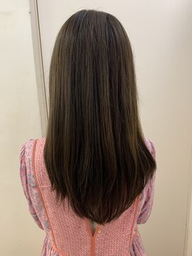 パティオン(PATIONN) ロングスタイル☆アッシュグレージュでツヤサラに綺麗に！！