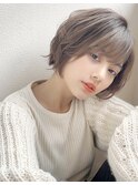 ココアブラウンシースルーくびれショートボブ新宿