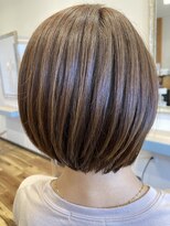 パール ヘアメイク(Pearl hairmake)&nbsp;前下がりボブ