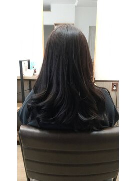 リマ ヘアアンドスパ(Rima.) ロングスタイル　透明感ベージュカラー