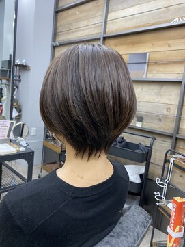 クロムス(clomus) 【clomus】艶髪ショートスタイル