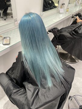 シー 池袋(SHE) アクアブルー