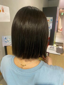 グミ(gumi) *gumi*ぱつっとボブ