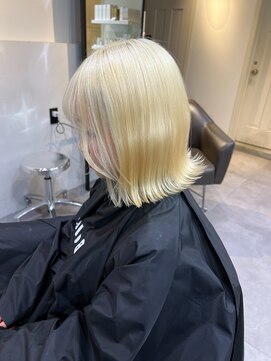 ベレーザ 渋谷(BELEZA) 6737ブロンドベージュハイトーンカラー切りっぱなし韓国ボブ